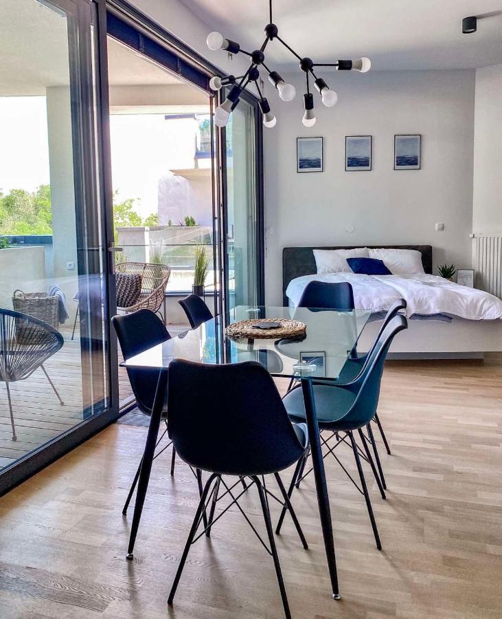 Seaview Apt Koper 1 Buitenkant foto